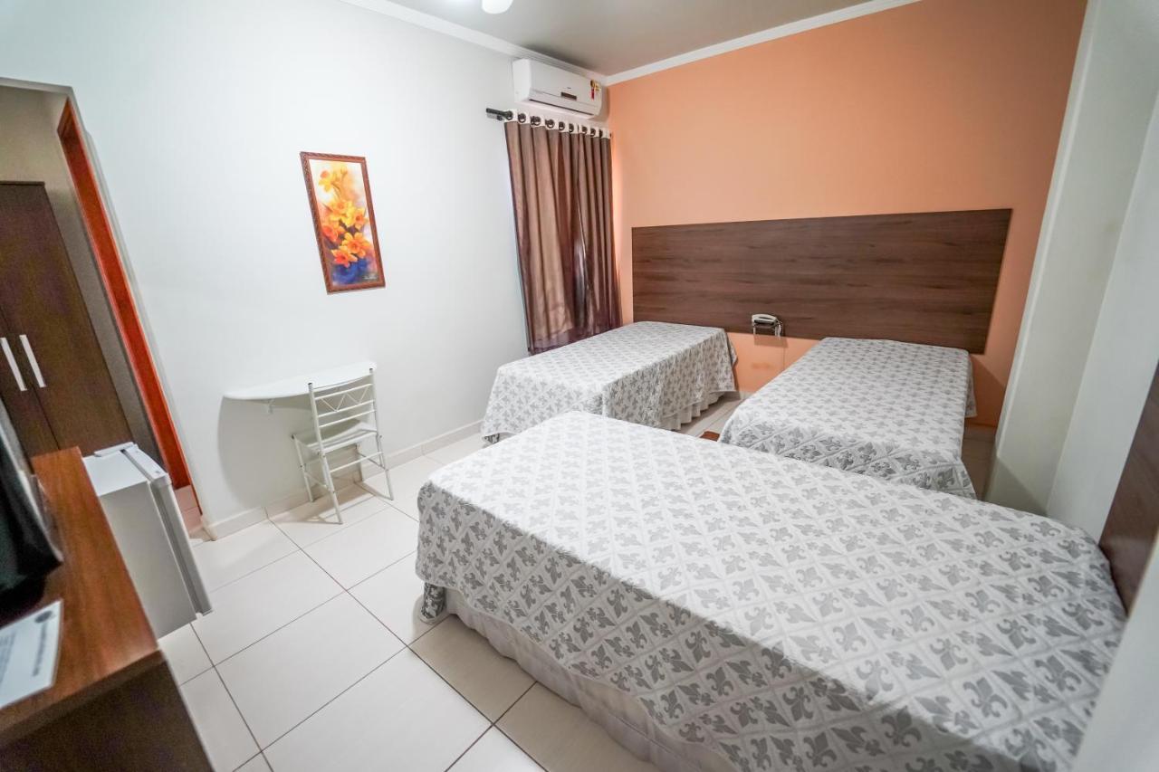 Tadini Hotel 2*